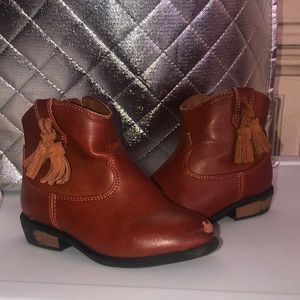 Cat & Jack toddler booties size 8